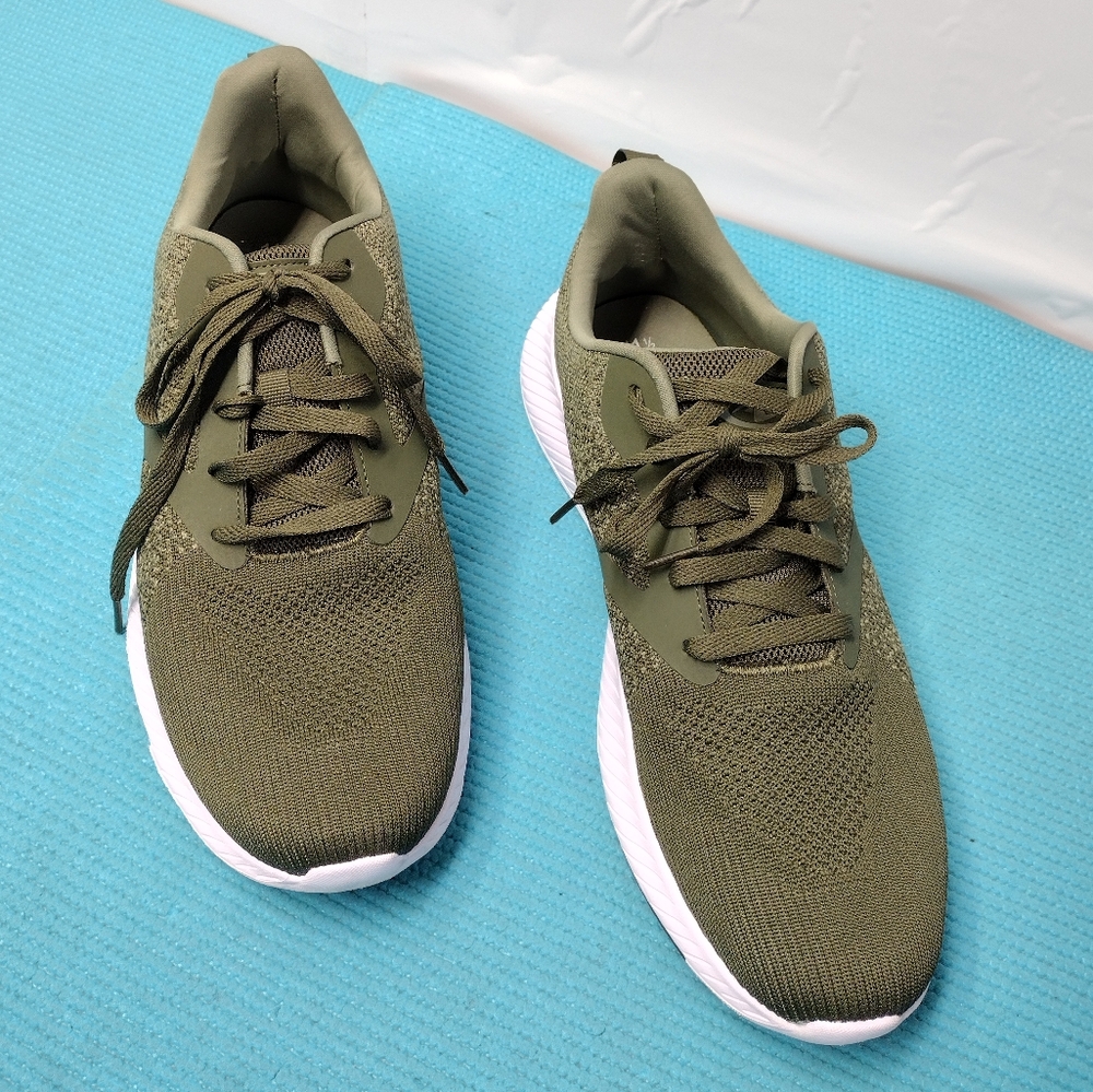 Athletic Works Men’s Memory Foam Core Jogger Sneakers Lace Up Olive 11.5